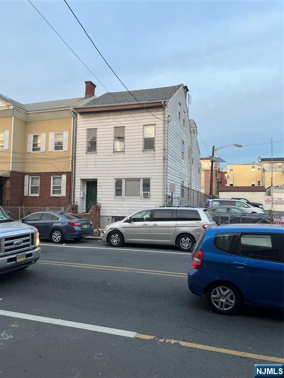 195 Walnut Street
