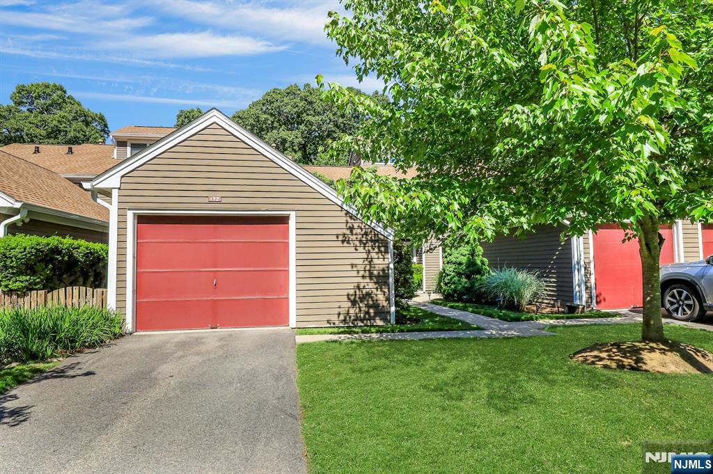 172 Grandview Lane - Photo 2