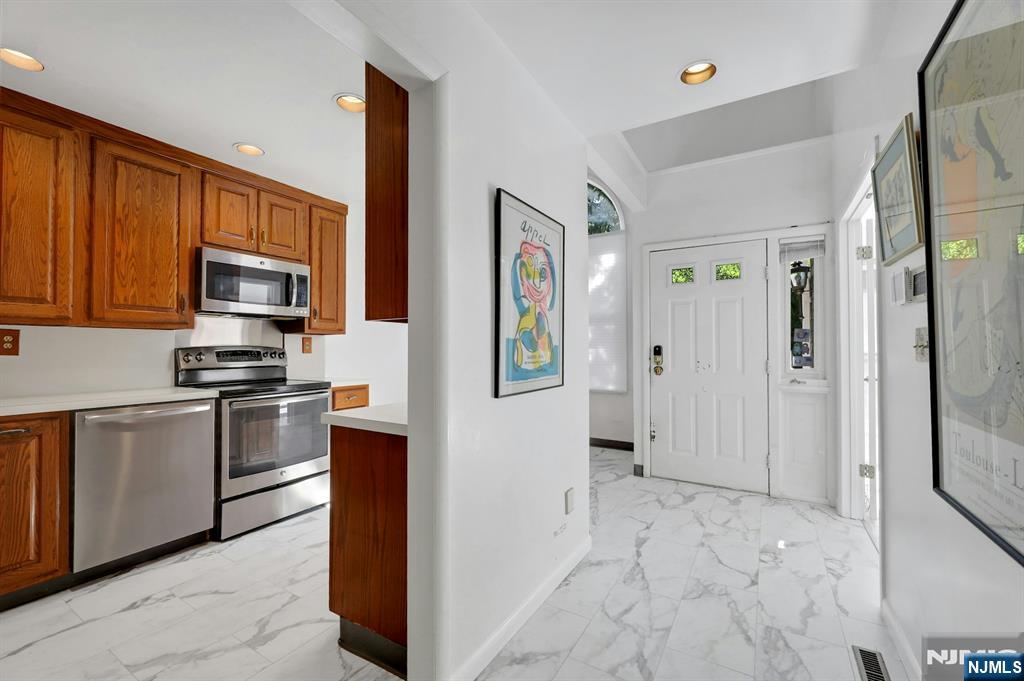 172 Grandview Lane - Photo 4