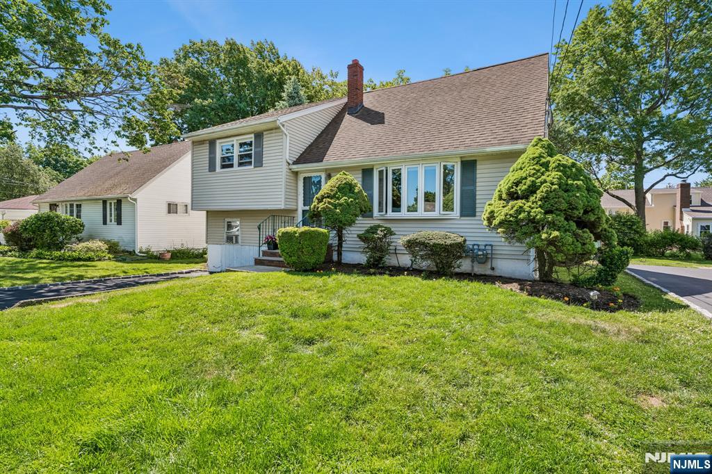 10 Whitman Street - Photo 1