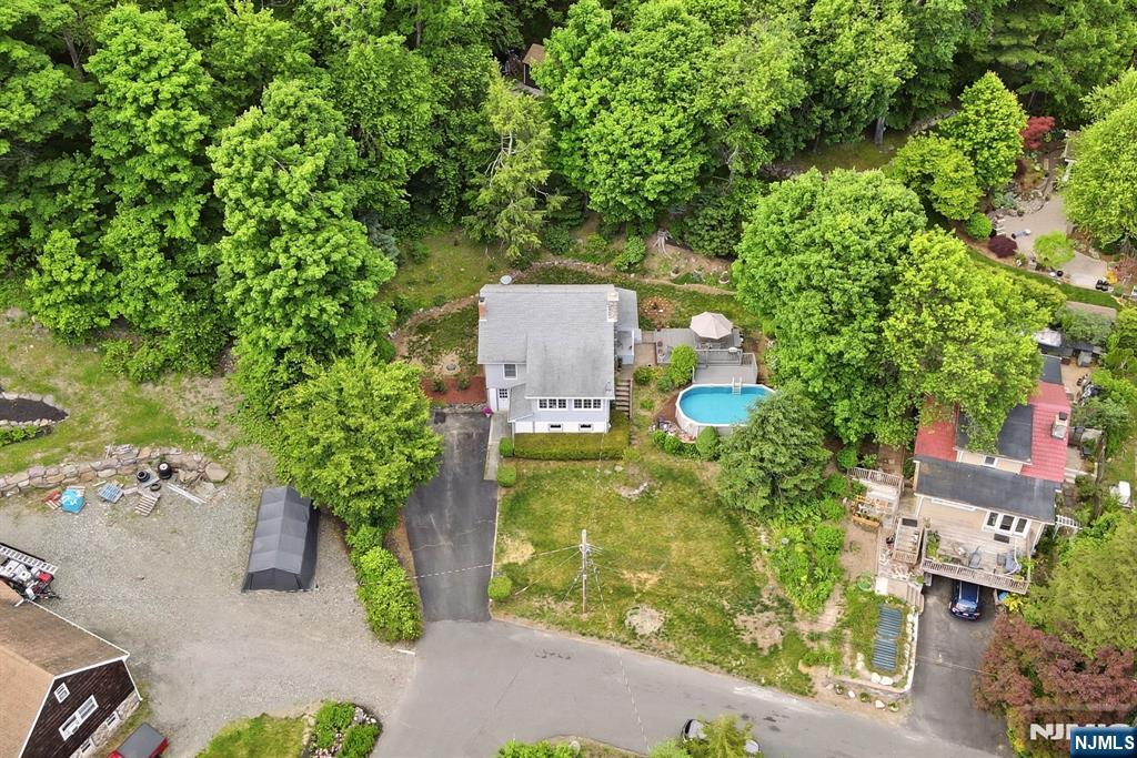 8 Ivan Road, West Milford, NJ 07480 Listing Photo  35