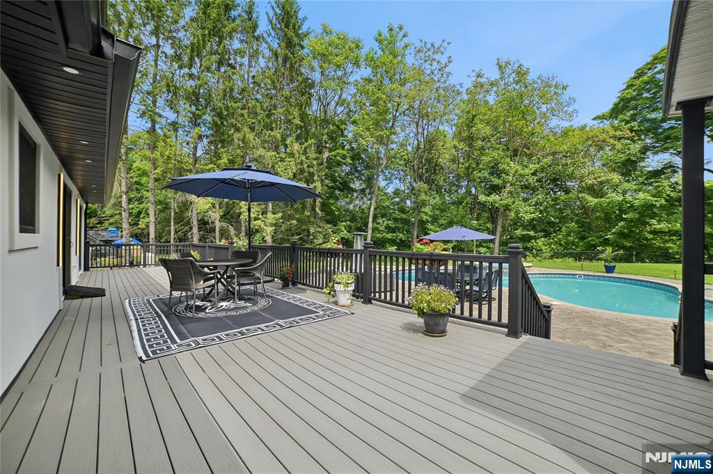 36 Ivy Place — photo 26