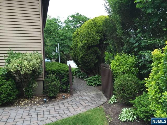 212 Delmar, Glen Rock, NJ 07452 Listing Photo  24