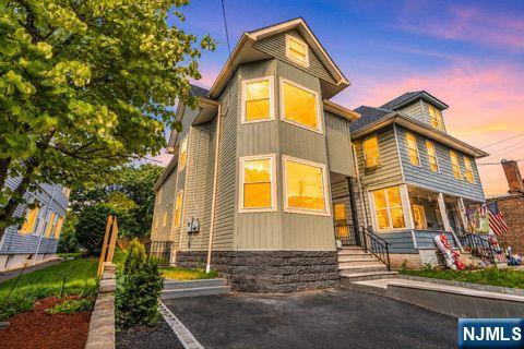 249 Hillside - Photo 3