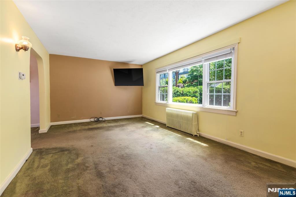 234 Ridgefield Ave, Bogota, NJ 07603