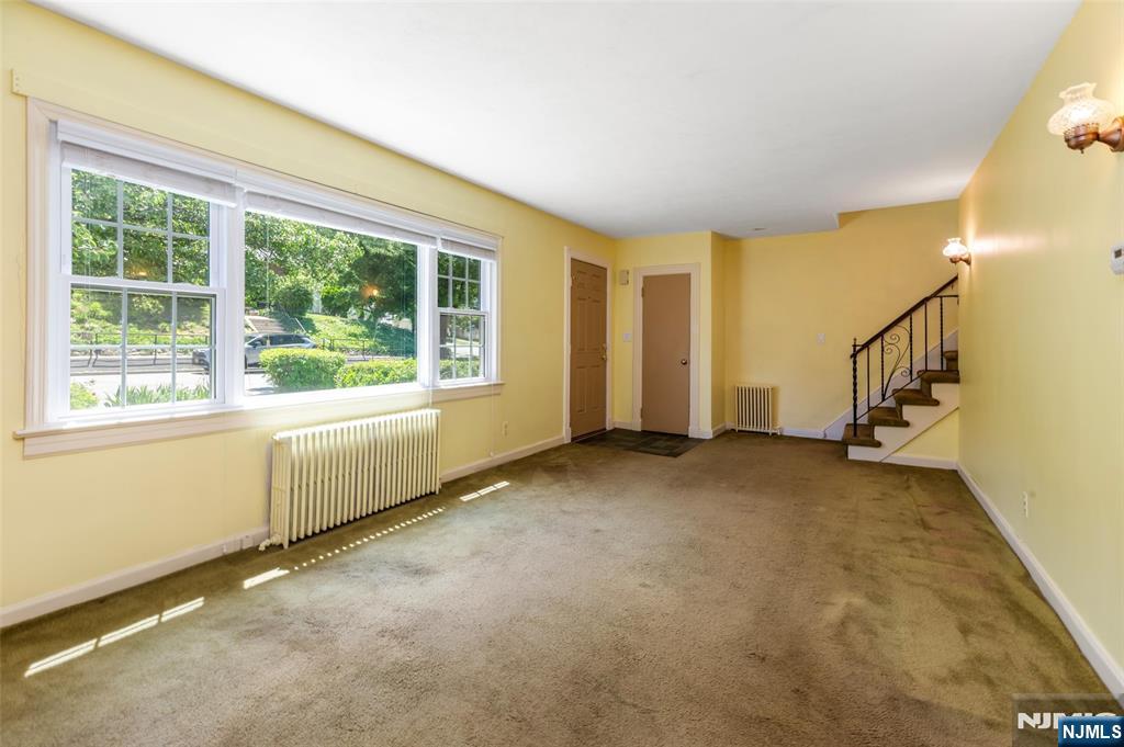 234 Ridgefield Ave, Bogota, NJ 07603