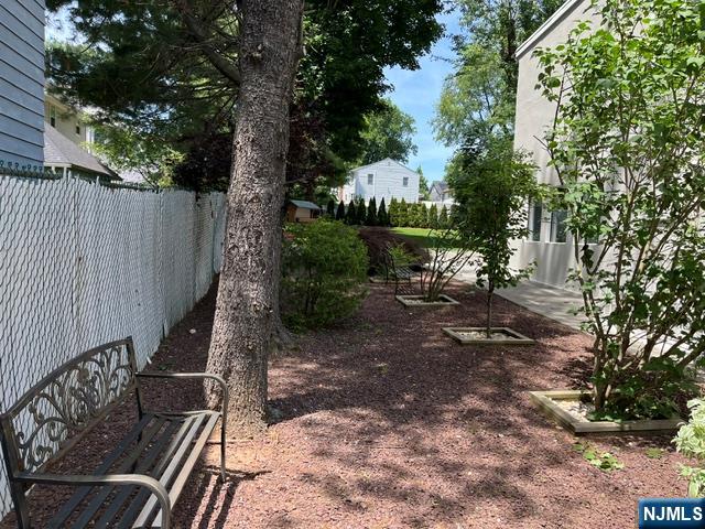 256 Teaneck Road — photo 6