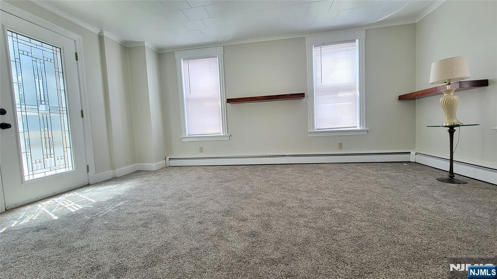 609 Chase Avenue - Photo 2