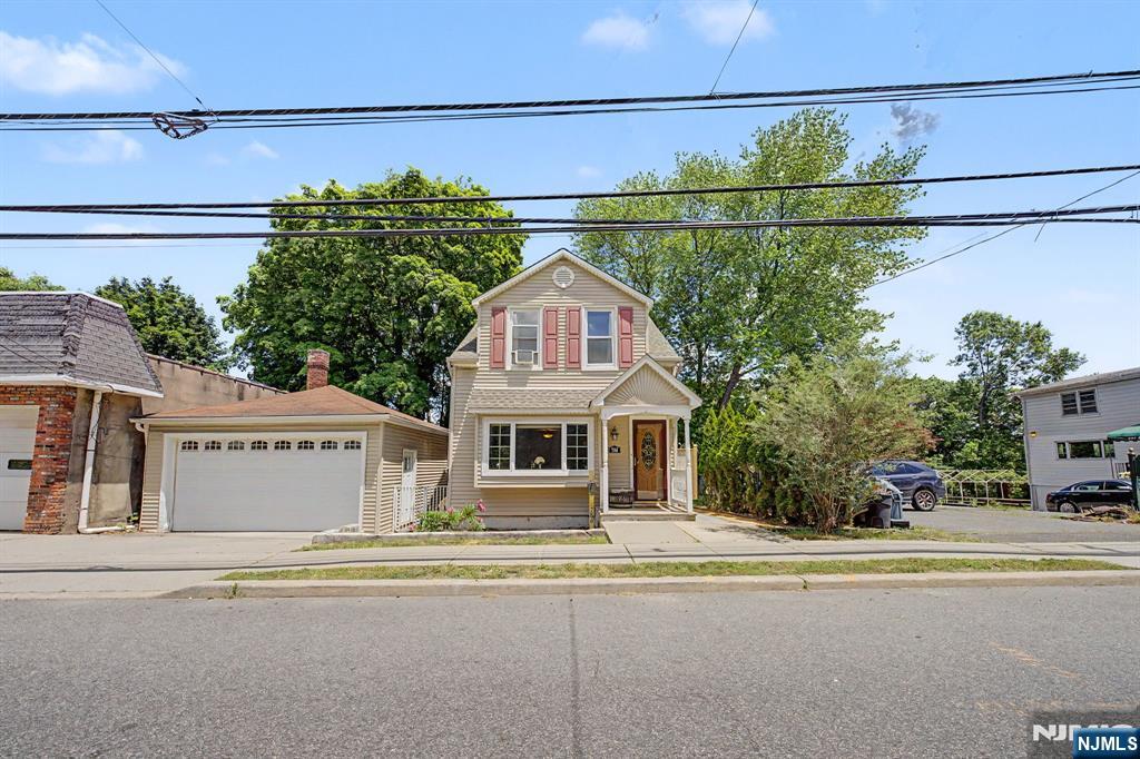 788 Belmont Avenue - Photo 2