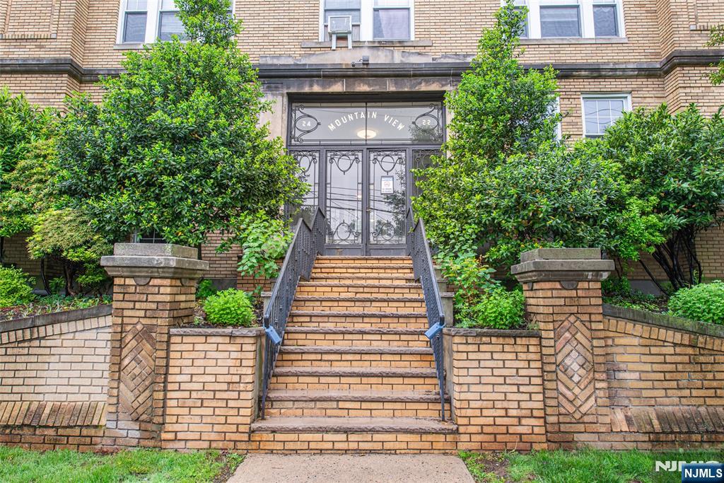 22 Saint Lukes Place A3 - Photo 1