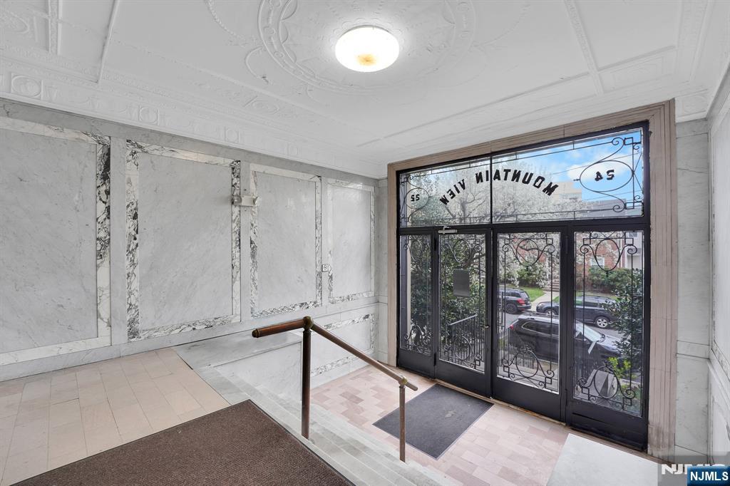 22 Saint Lukes Place A3 - Photo 4
