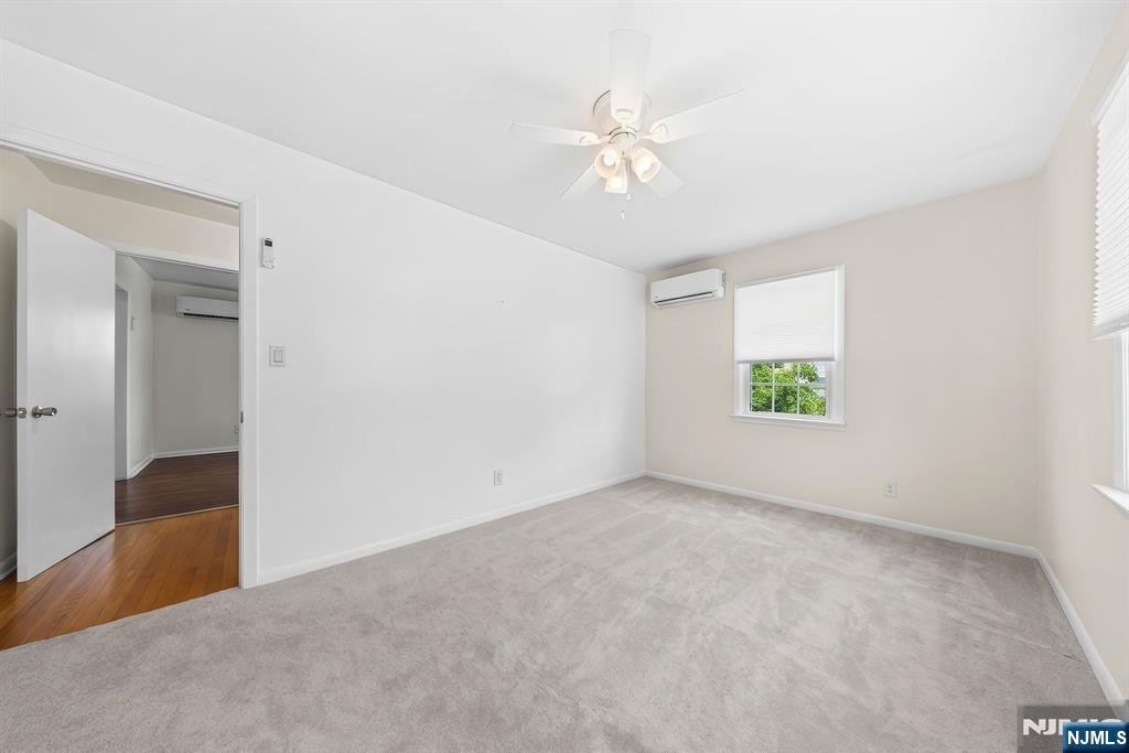 566 2nd Street — photo 29