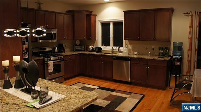376 Aurora Avenue - Photo 3