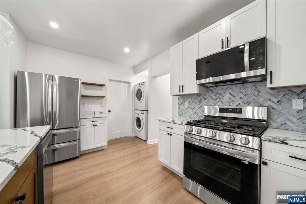 170 Cedar Street Fl 1 - Photo 2