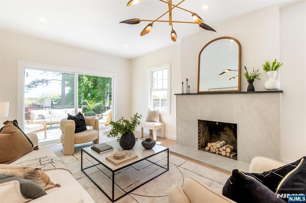 4 Yale Terrace - Photo 4