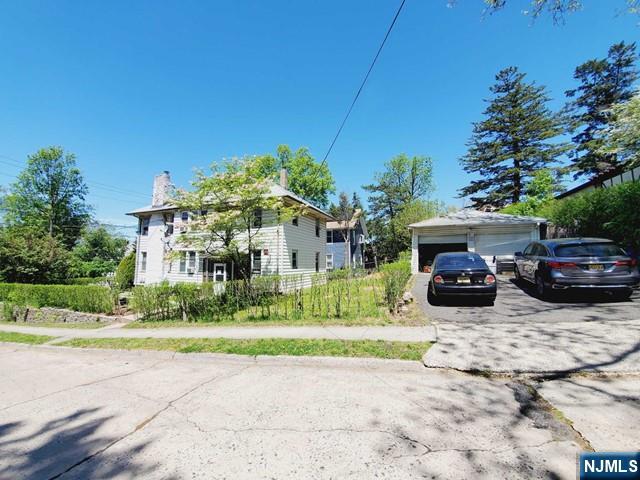 557 Grand Avenue 2nd FL - Photo 1