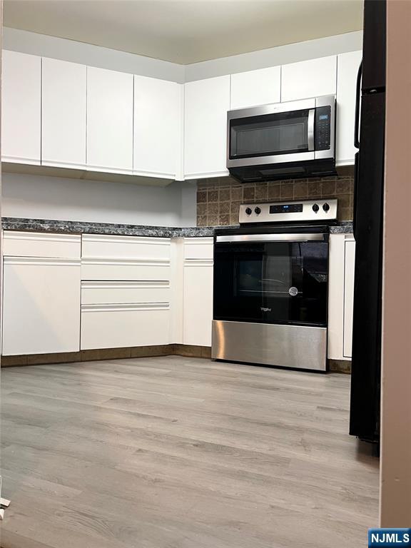1484 Westgate Drive - Photo 3