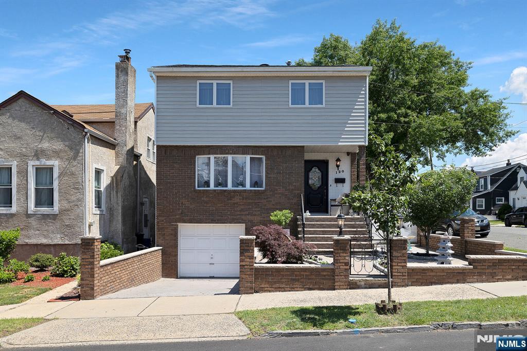 120 Belmount Avenue - Photo 3