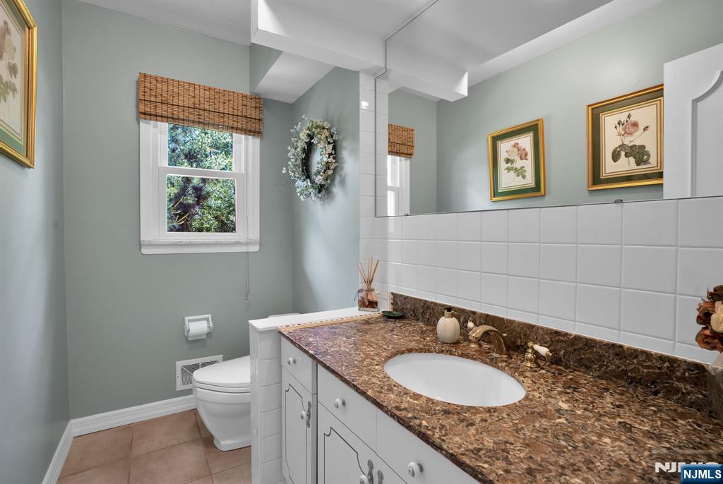 2 Edgewood Avenue — photo 14