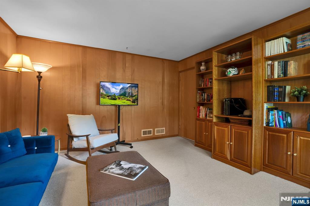 2 Edgewood Avenue — photo 20