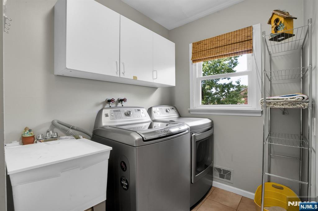 2 Edgewood Avenue — photo 22