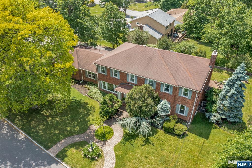 2 Edgewood Avenue — photo 39
