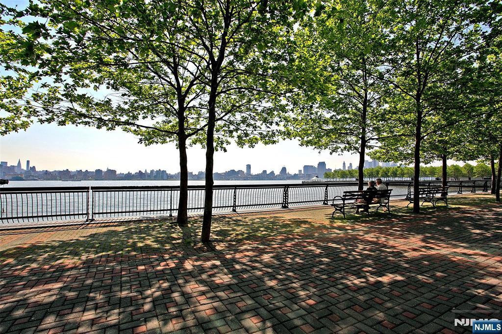 83 Monroe Street #4B