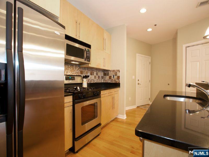 83 Monroe Street #4B