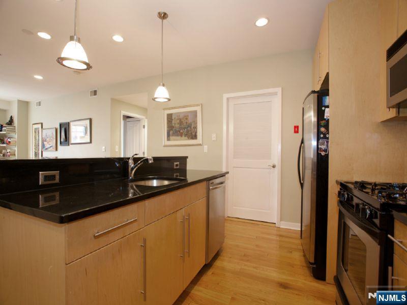 83 Monroe Street #4B