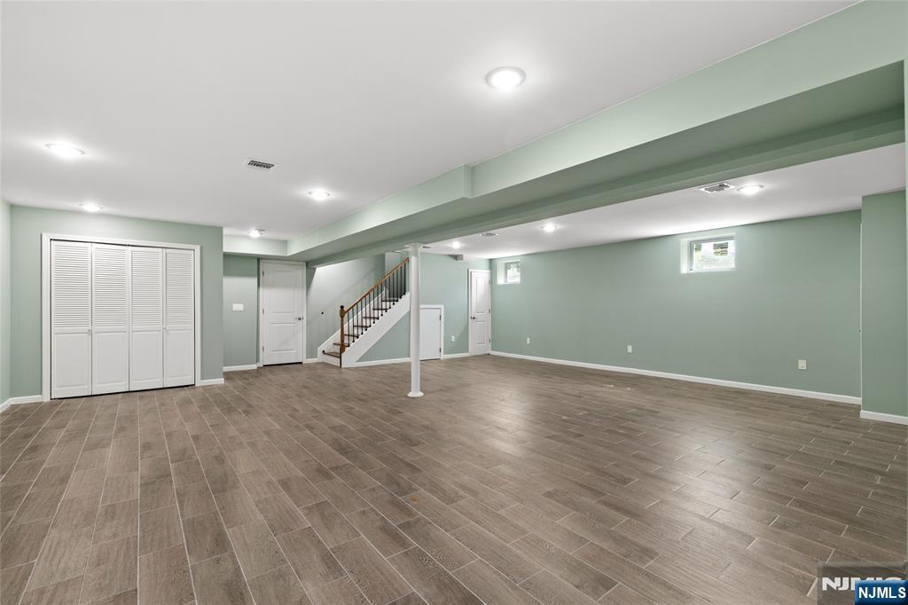 390 Pascack Road, Twp of Washington, NJ 07676 Listing Photo  16