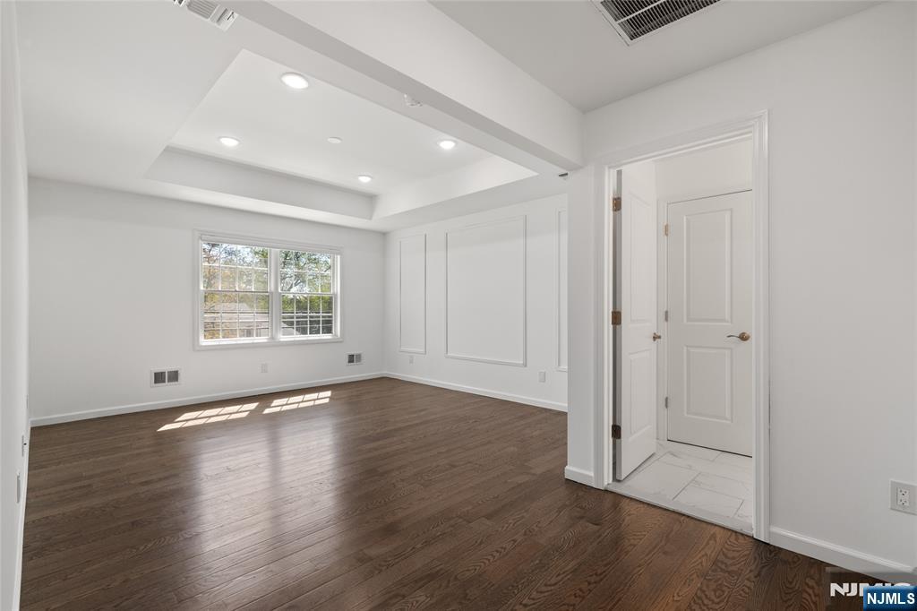 390 Pascack Road, Twp of Washington, NJ 07676 Listing Photo  28
