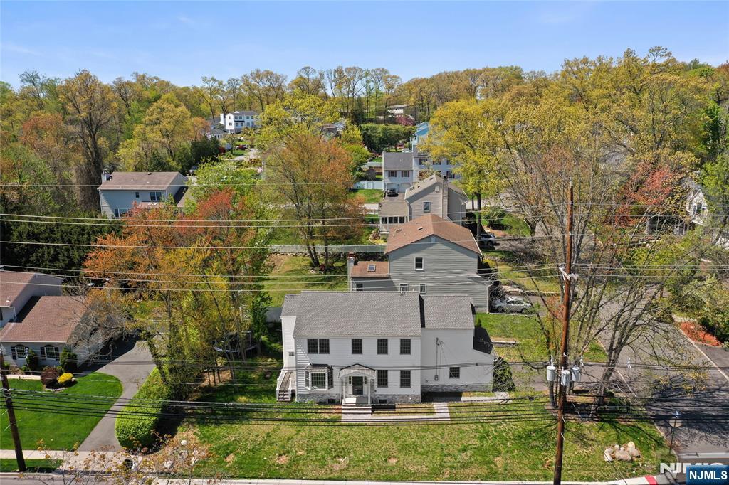 390 Pascack Road, Twp of Washington, NJ 07676 Listing Photo  37