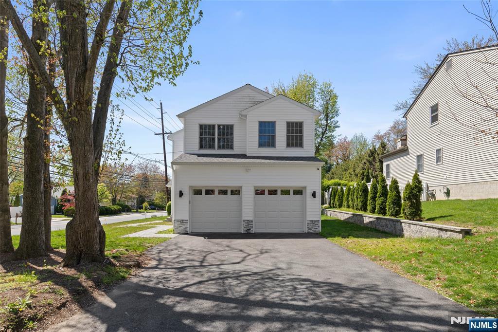 390 Pascack Road - Photo 5