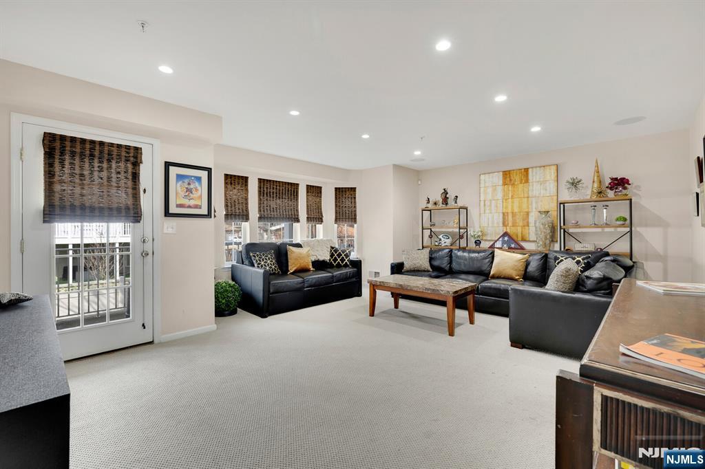 5 Creekside Court — photo 30