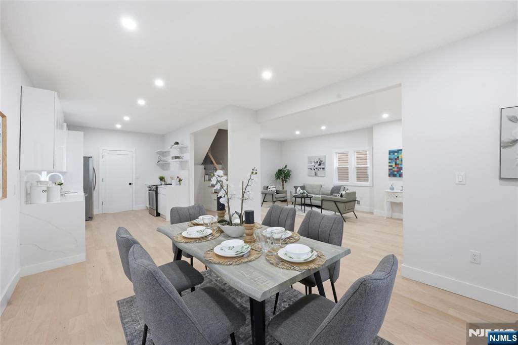 222 30th Street - Photo 5