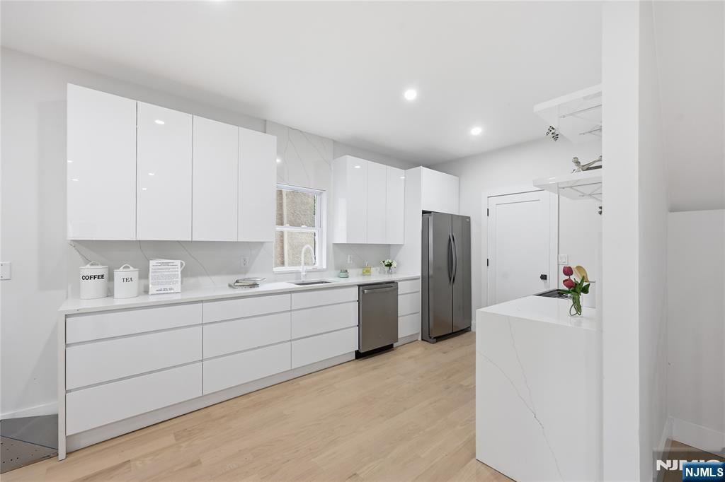 222 30th Street