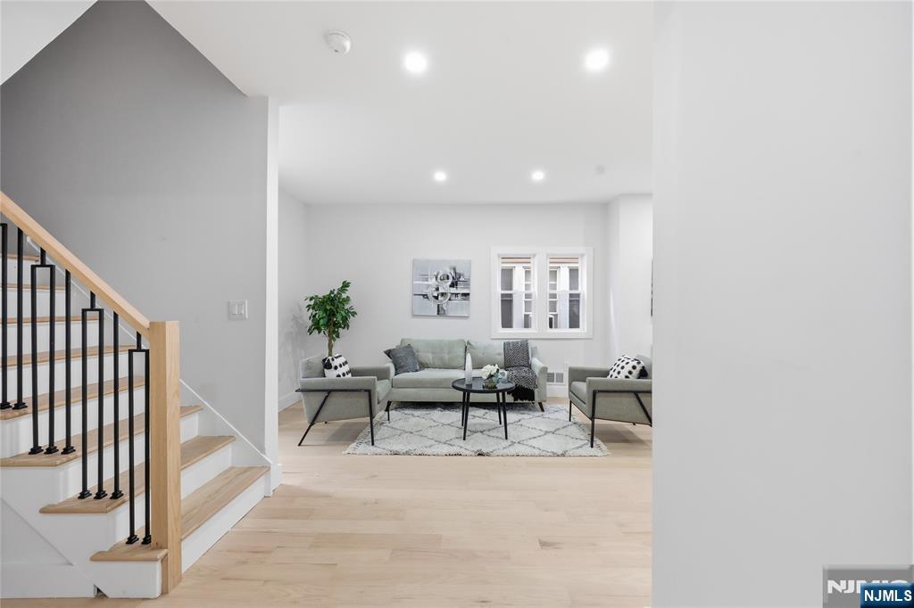 222 30th Street