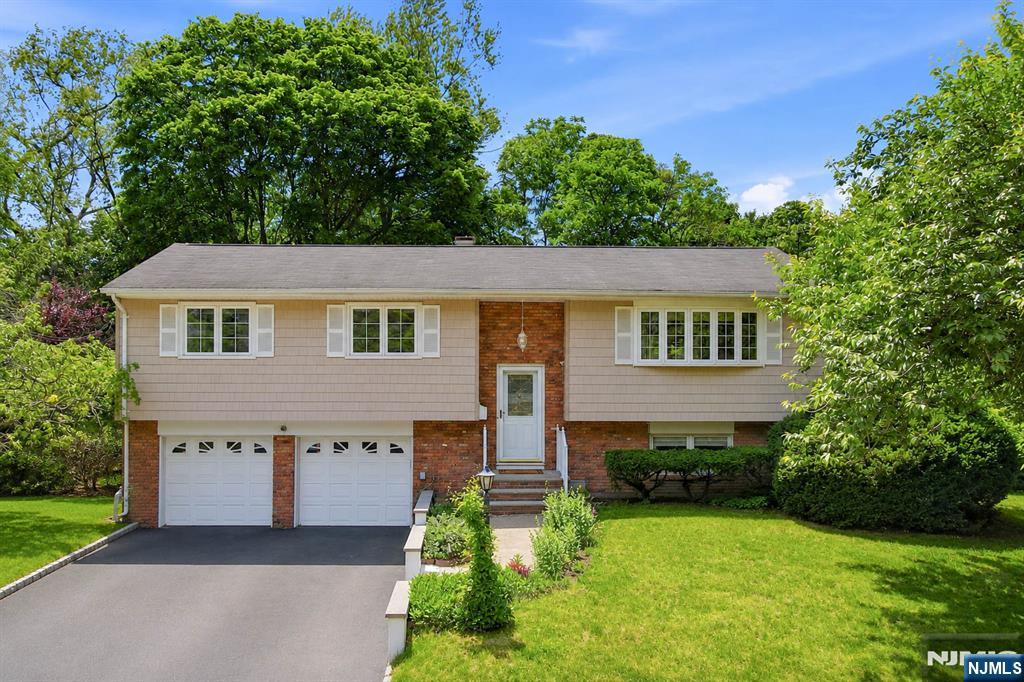 8 Nottingham Drive - Photo 1