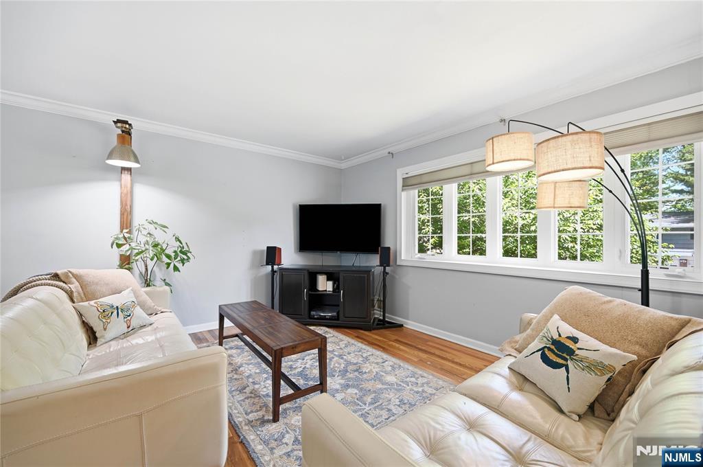 8 Nottingham Drive - Photo 2