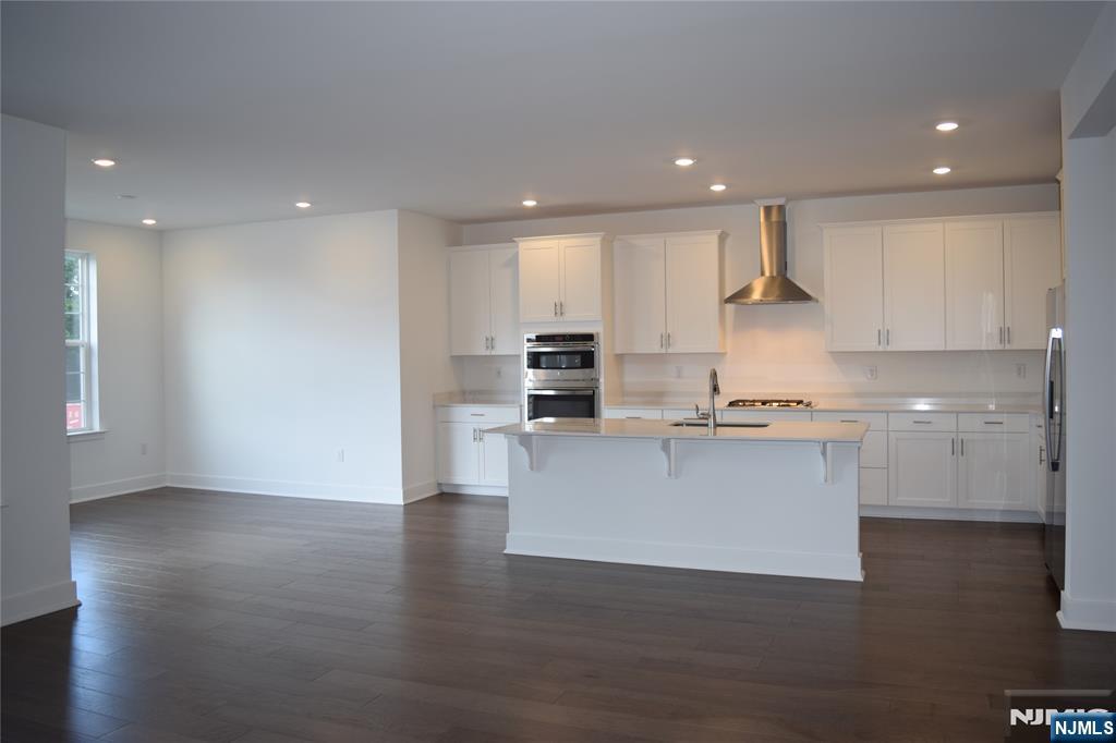 52 Eastwood Terrace - Photo 3