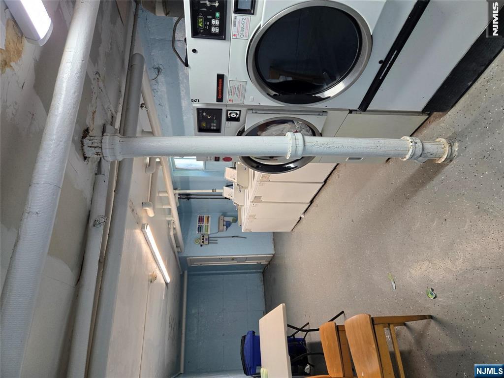 Homes for sale in Bergenfield, NJ | 125 E Clinton Ave #3B, Bergenfield, NJ 07621 | MLS# 26020384