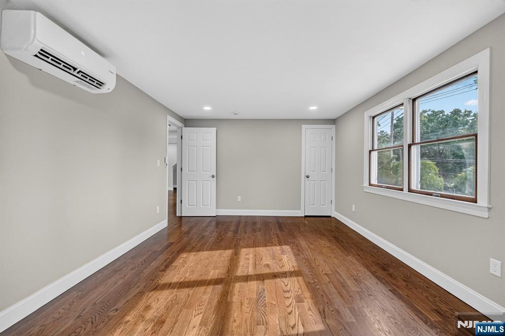 11 Franklin Street — photo 28