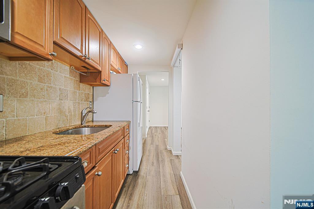 897 Virgil Avenue