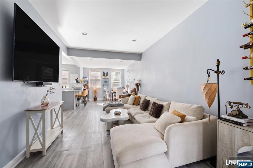 220 Delaware Avenue - Photo 2