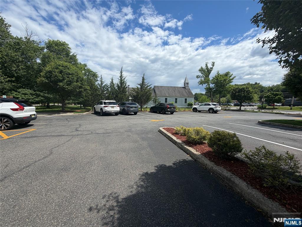3 Lewis Street 3C - Photo 2