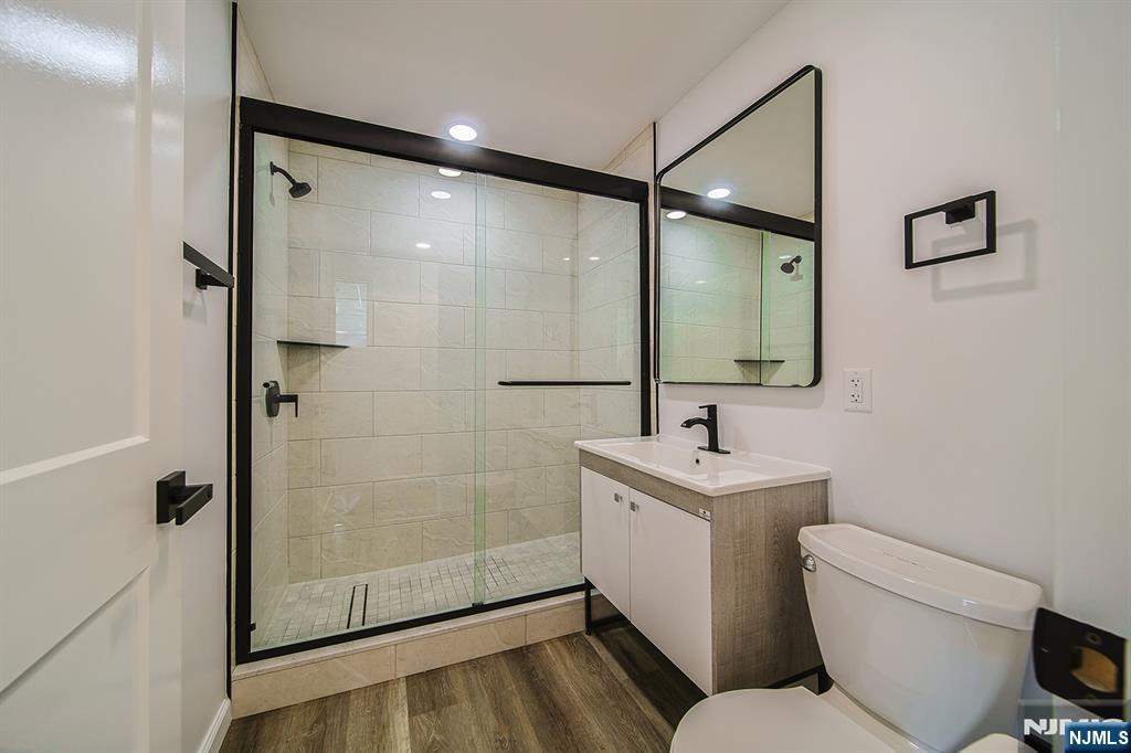 1 Columbia, #1, Palisades Park, NJ 07650 Listing Photo  14