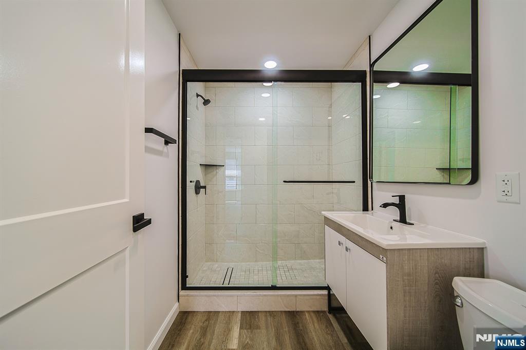 1 Columbia, #1, Palisades Park, NJ 07650 Listing Photo  15