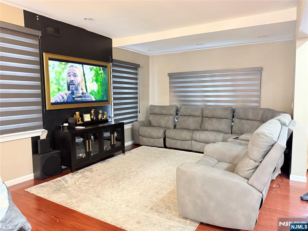 620 Park Avenue — photo 2