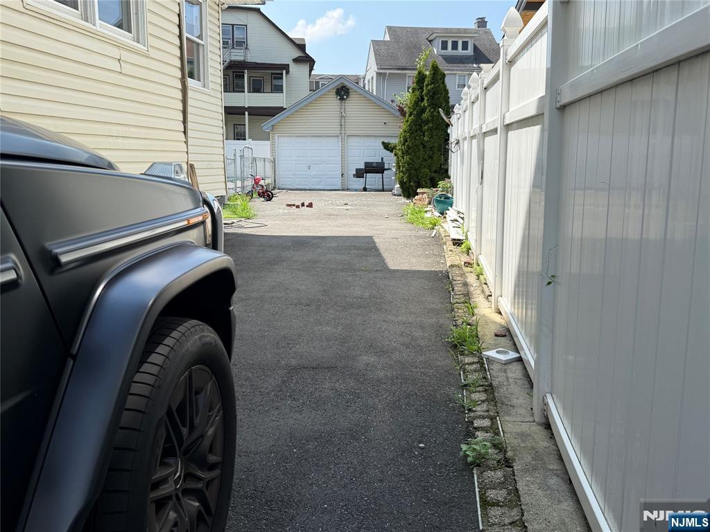 620 Park Avenue — photo 27