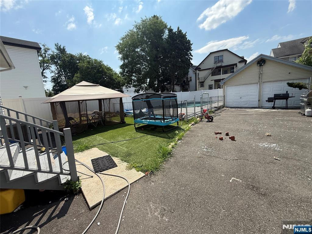 620 Park Avenue — photo 28